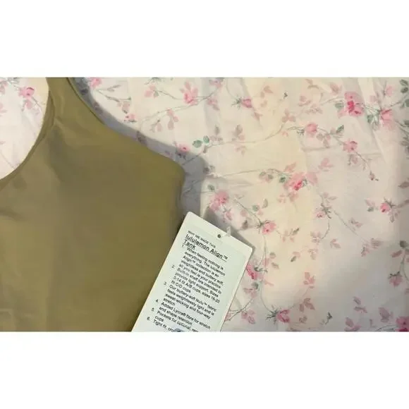 lululemon Athletica Align Tank Top - Picture 2 of 3